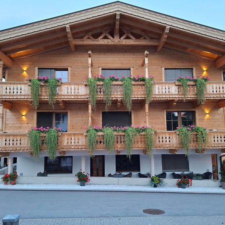 Greidlhof Alpstyle Apartments Fügen Buitenkant foto
