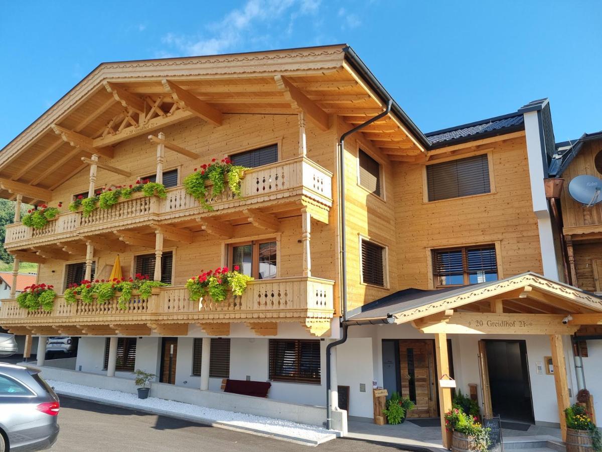 Greidlhof Alpstyle Apartments Fügen Buitenkant foto