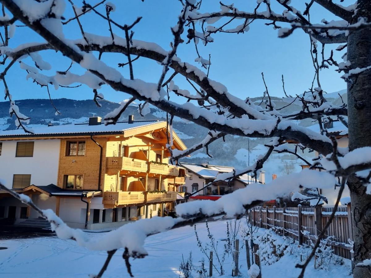 Greidlhof Alpstyle Apartments Fügen Buitenkant foto